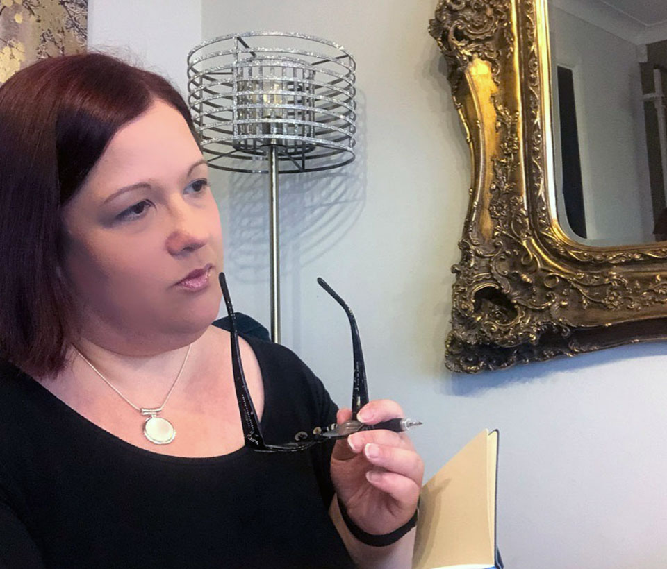 Vicki Crane - Hypnotherapist and Talking Therapist in Leeds, West Yorkshire